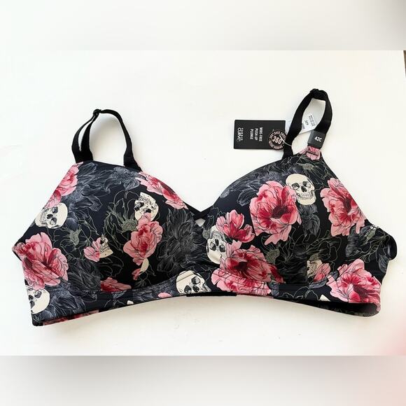 NWT Torrid wire free push up plunge bra skull and roses pattern 42C - Picture 3 of 8